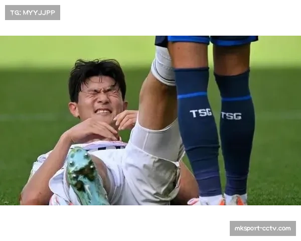 拜仁跟队记者更新金玟哉伤情 脚部与肩部问题引发关注