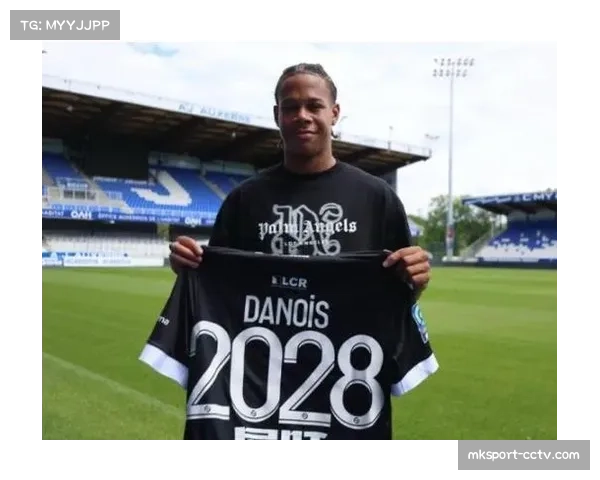 伯恩茅斯关注莱切21岁中卫加布里埃尔,意甲出场18次 伯恩茅斯关注莱切21岁中卫加布里埃尔,意甲出场18次